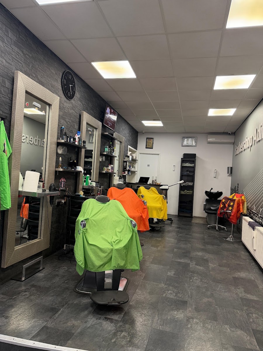Barbershop Adil