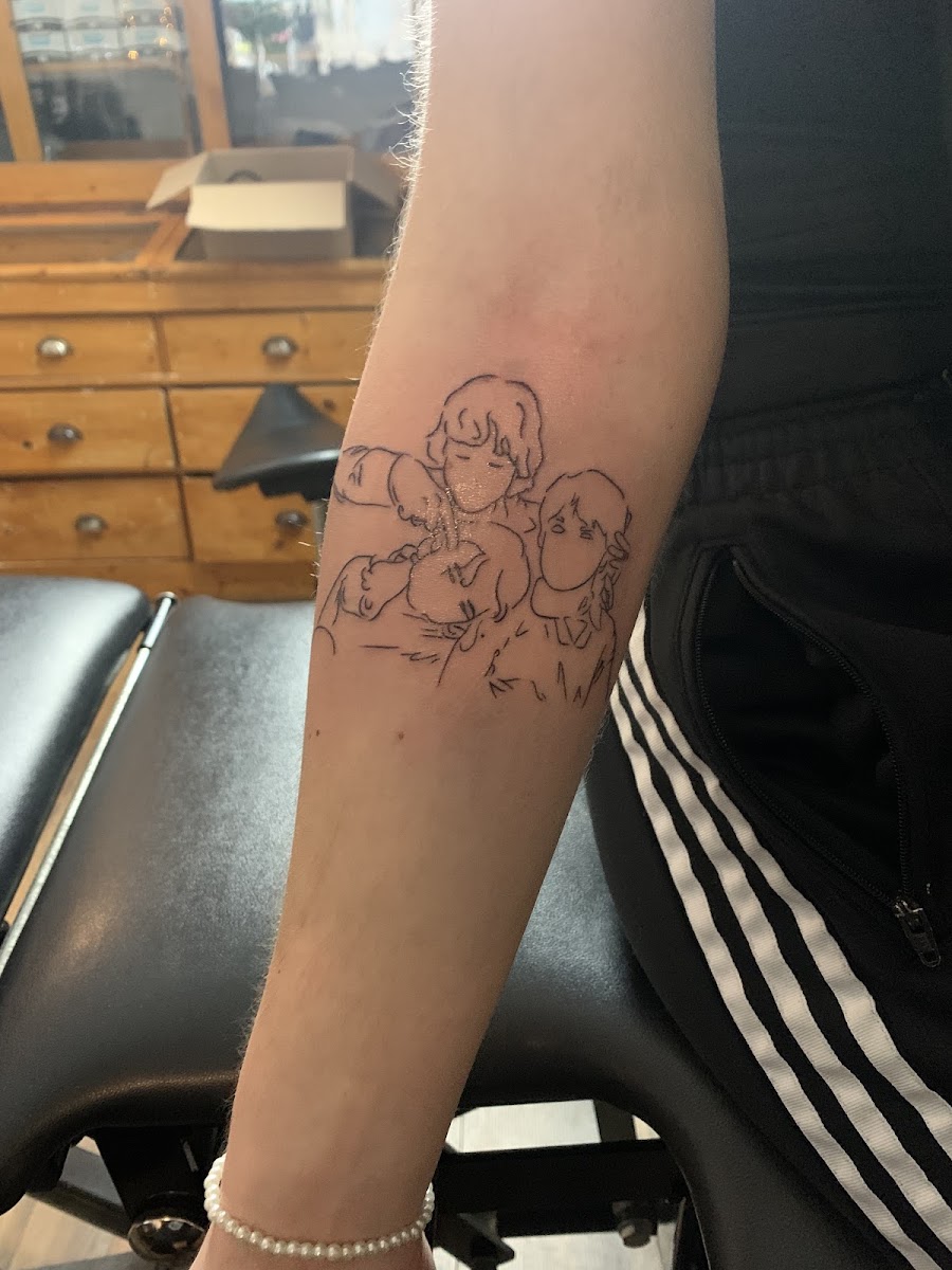 TATTOO STUDIO 2222