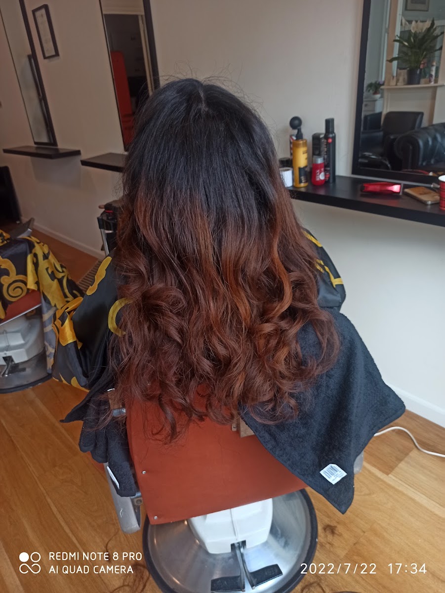 Tito Barbershop