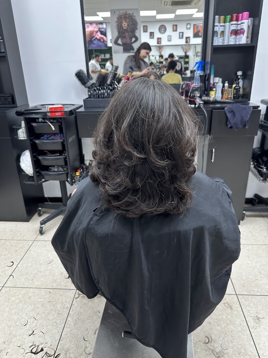 Barbershop & Hairsalon Goldenhands