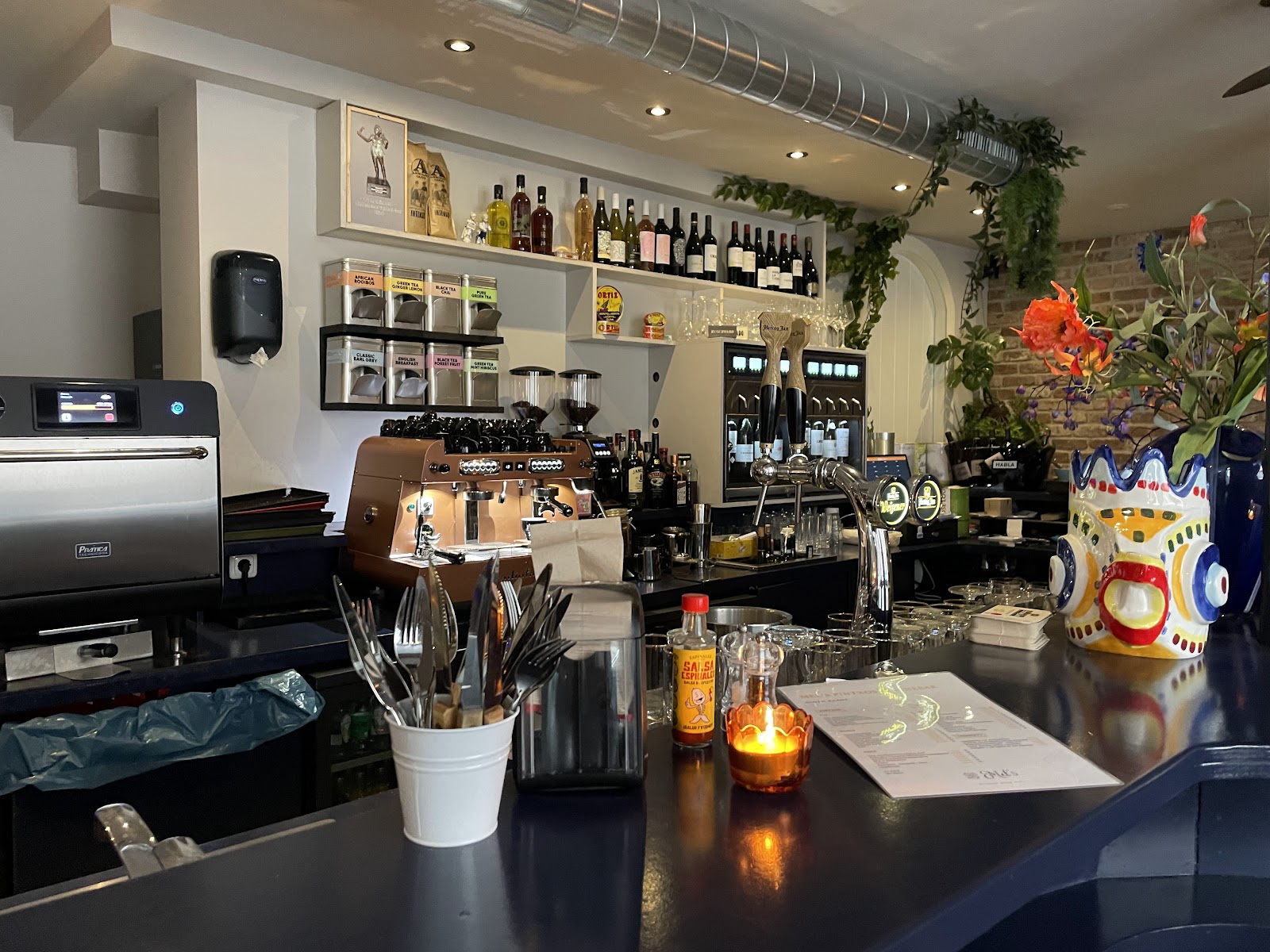 Mel's Pintxos & Winebar