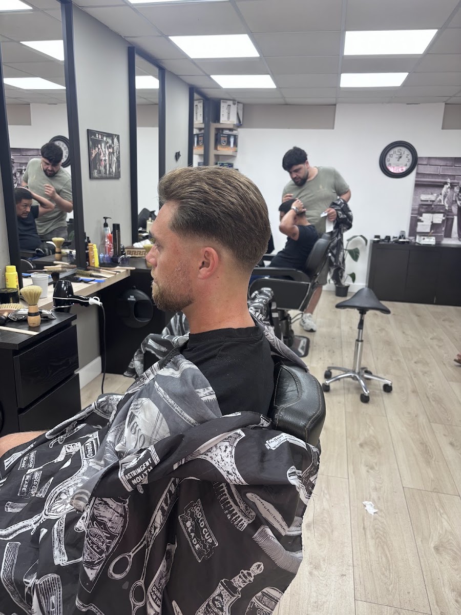 Omerbella Barber & Beauty