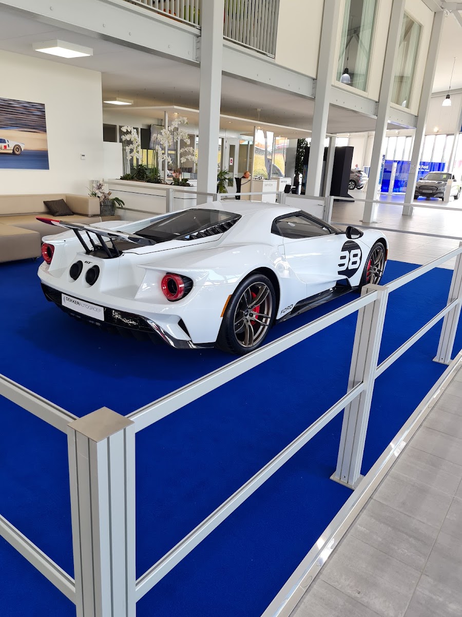 Dekkerautogroup Zaandam