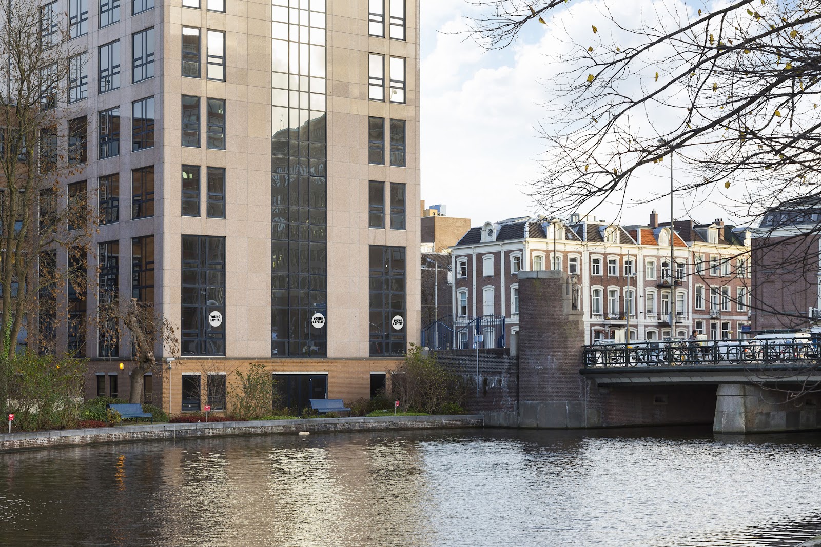 YoungCapital Amsterdam-Centrum