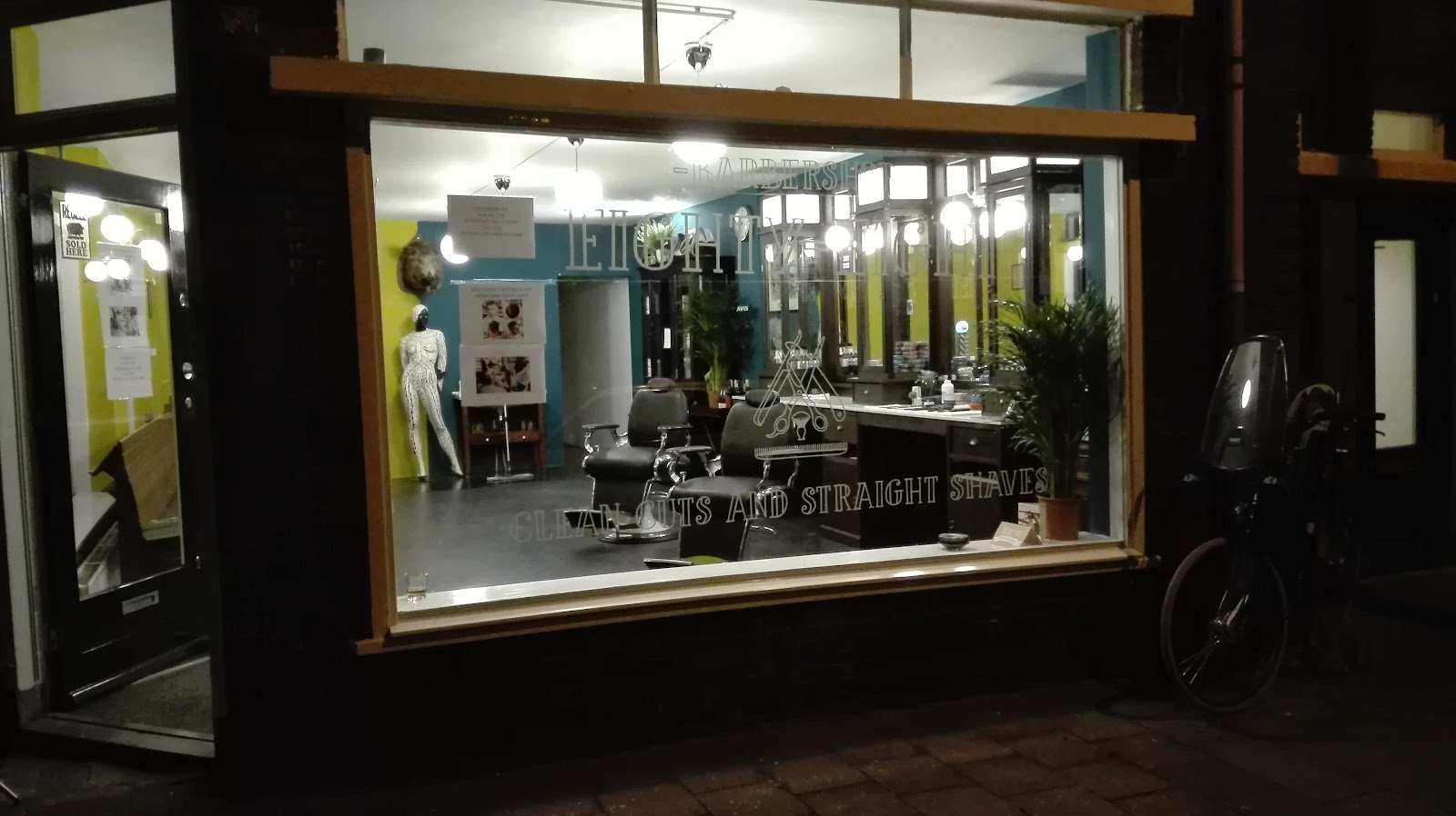 Barbershop Eighty-Eight