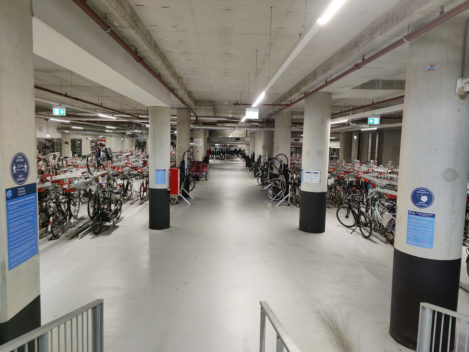 MacBike Central Station